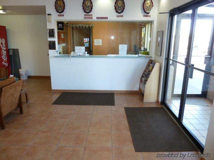 Rodeway Inn Moriarty المظهر الداخلي الصورة